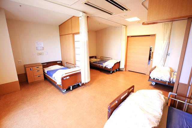 ４人部屋